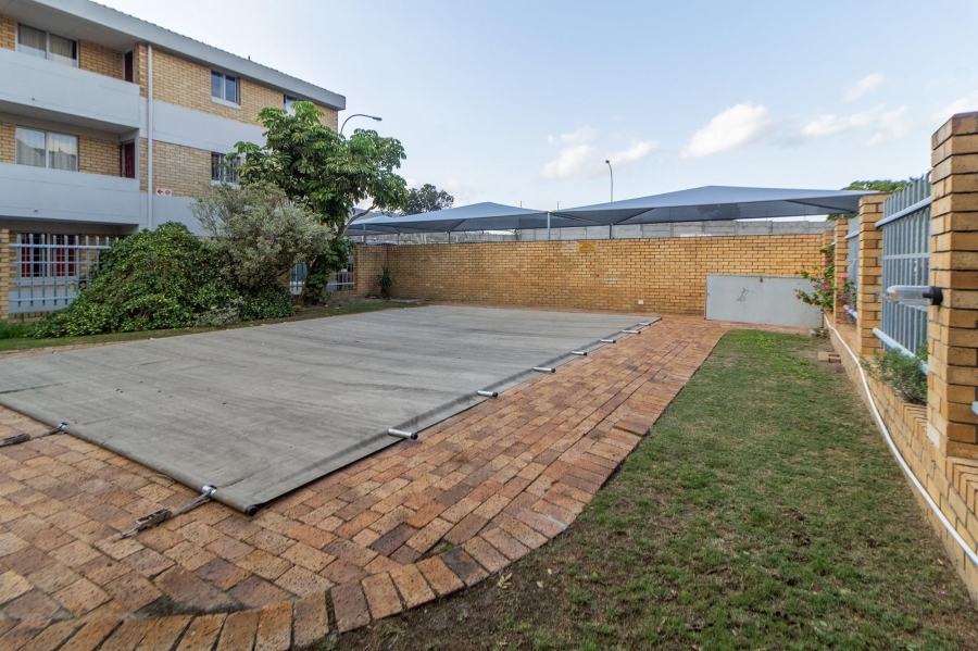 2 Bedroom Property for Sale in Churchill Estate Western Cape